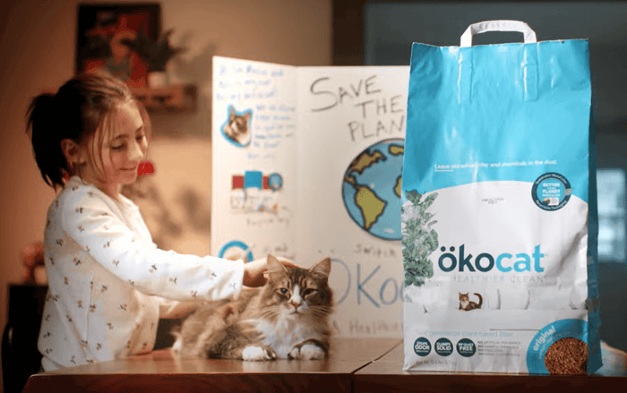 As cat parents, we do a lot to care for our feline friends — feeding them the best food, giving them comfy places to nap, and keeping their litter boxes clean. But have you ever stopped to think about the impact your litter choice has on the planet? Tradi